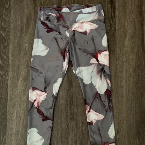 2 for $40 leggings - Picture 1 of 4